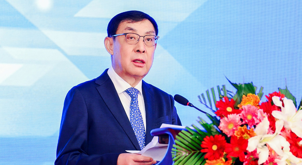 主论坛：第十二届全国政协副主席马培华致辞