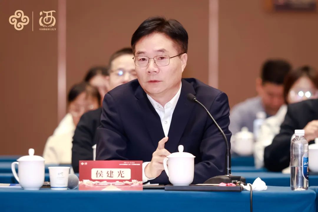 947aadaf2457636a4db7005560233ef9