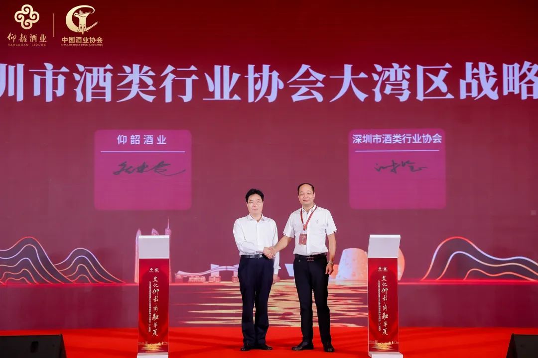 1770c6caefecee1c4a53aa9a283b93ee