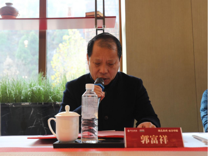 efa1f94fe8003c28fafc52db5873967e