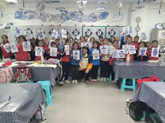 3715a9f974c1ef17ab1ccc2006a3f413