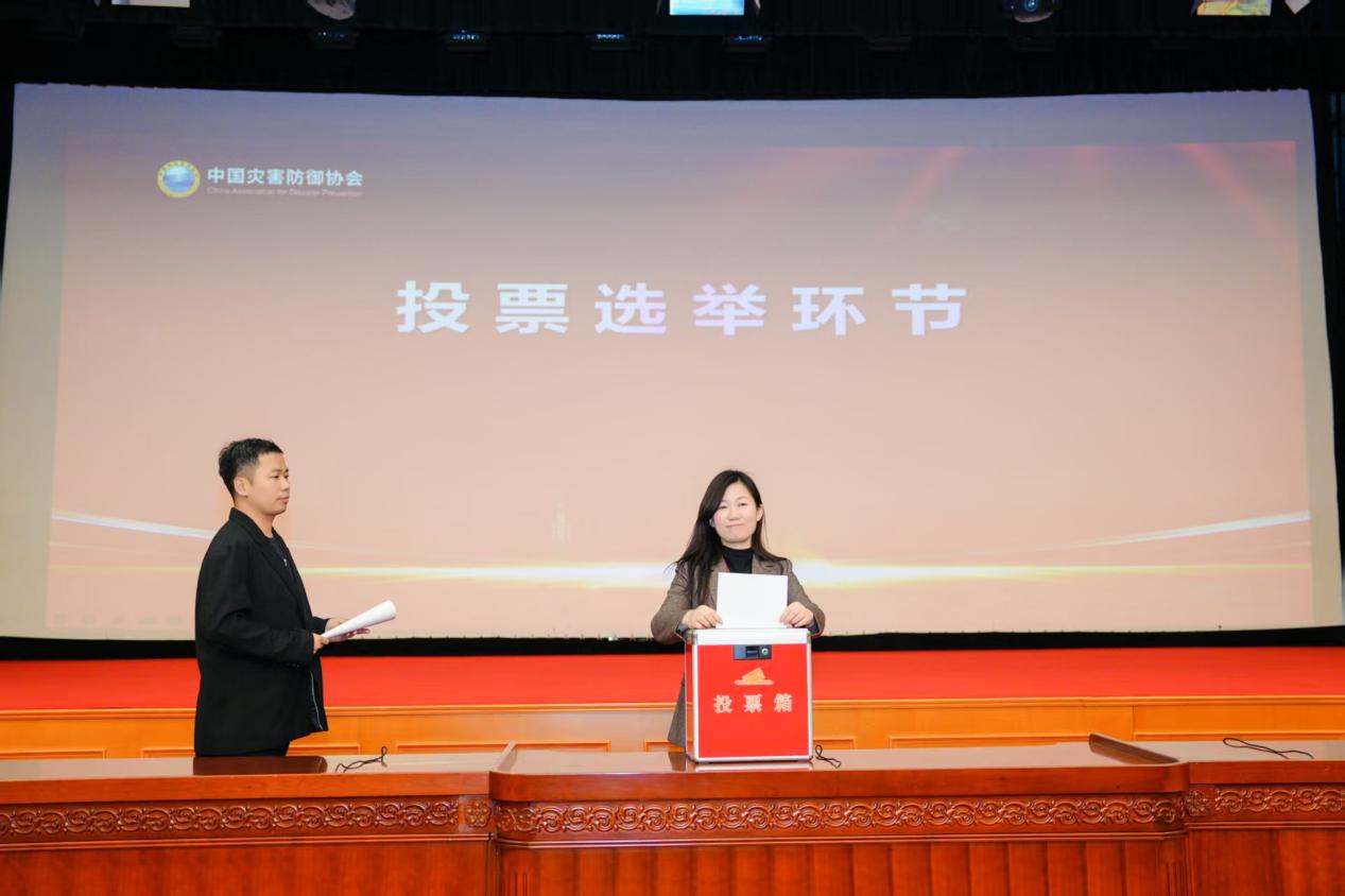 da9490d769d54f2b3568925bf7b3e646