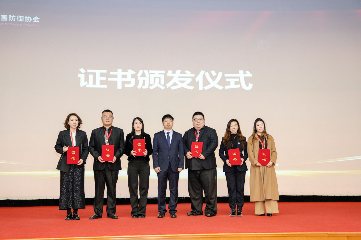 45f3287a2aca79b2a30d4866f3cb2ef9