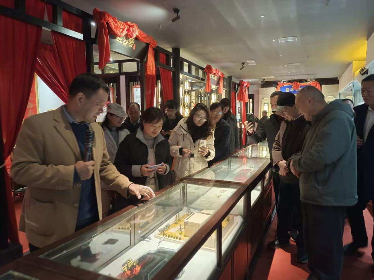 33f413edefd3f630d5bee8b4c076ab91