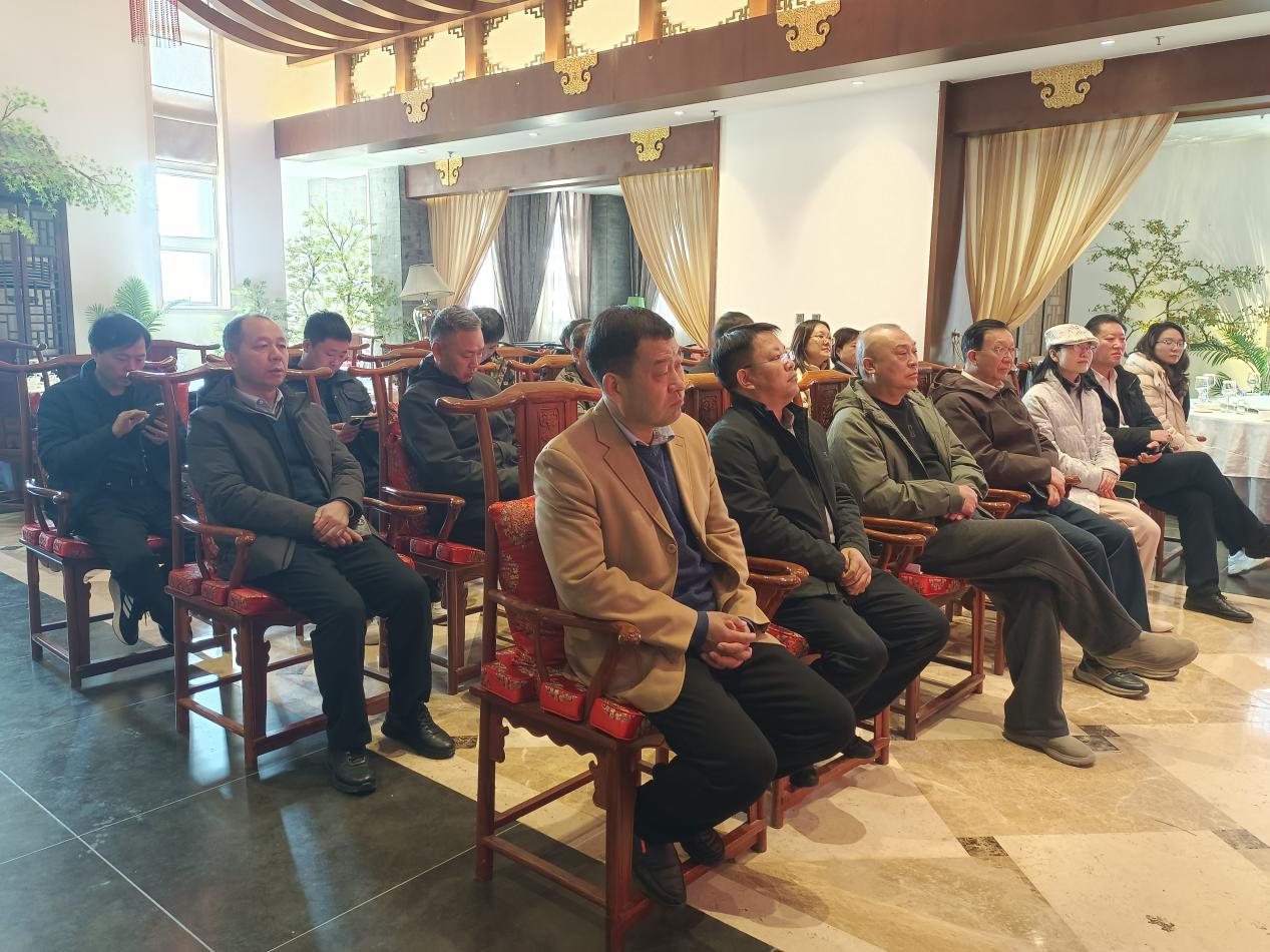 d1f10cd9e0aa0e8ec1c811569b1c6018