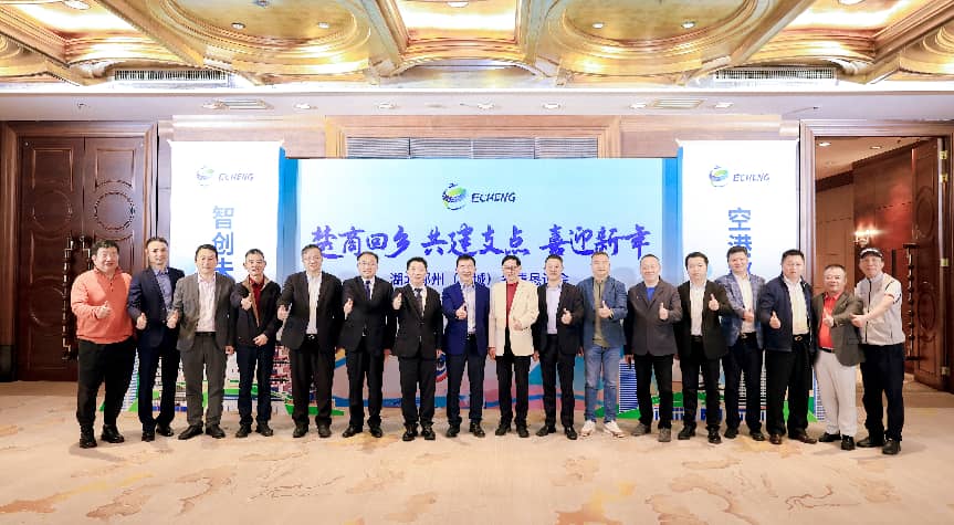 98829e9f6416d27e8caeb00a78fc1af3