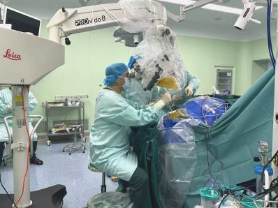 黄国栋主任手术