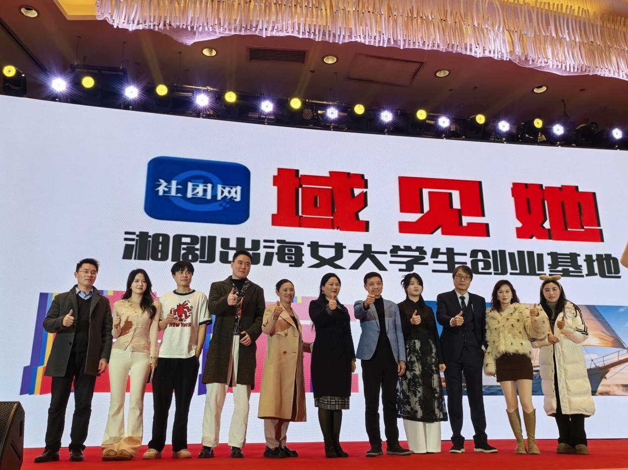 efe9ccae0cf76d931129ef5e5edf5746