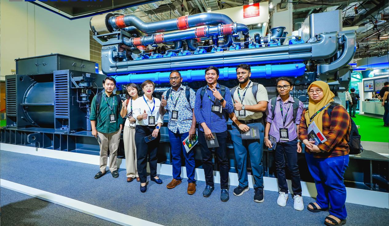 DSC02067_wm__12009678