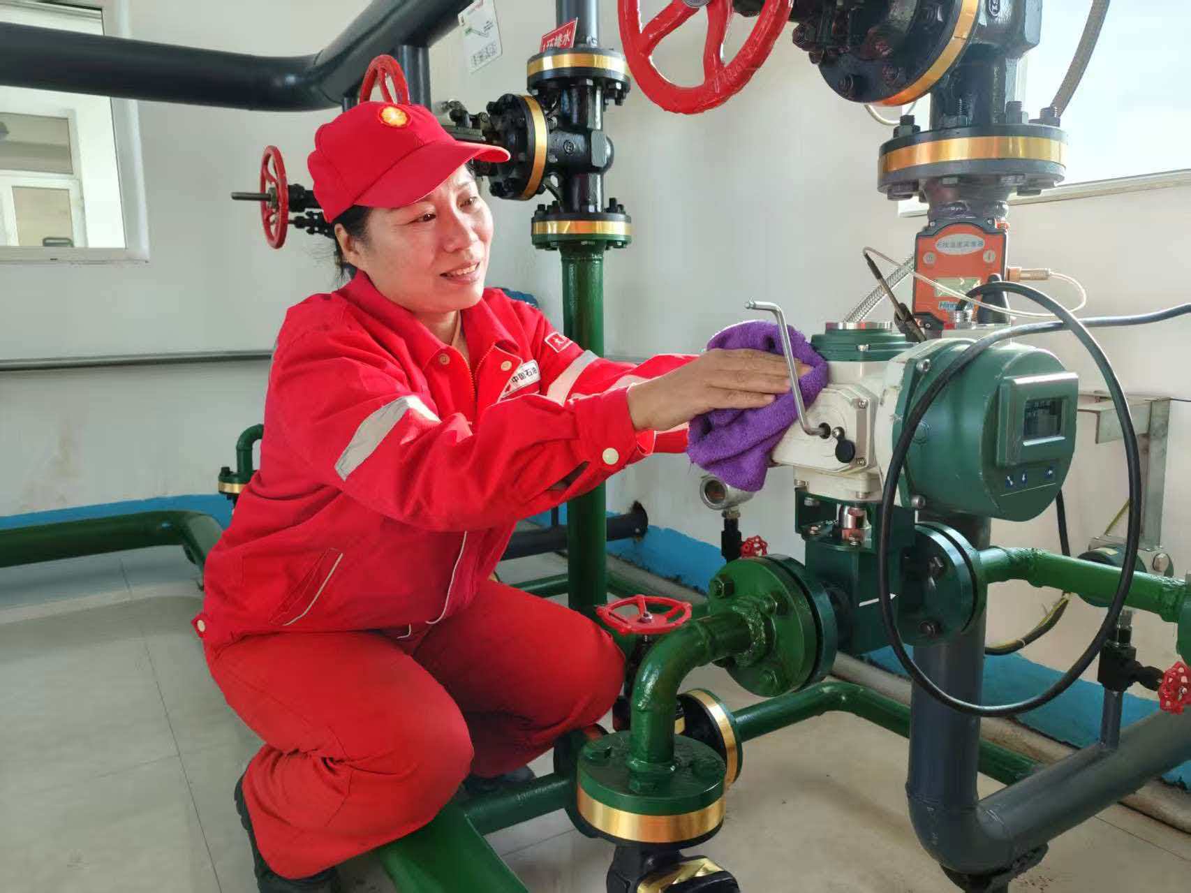 401注采班-苏红梅-采油工2