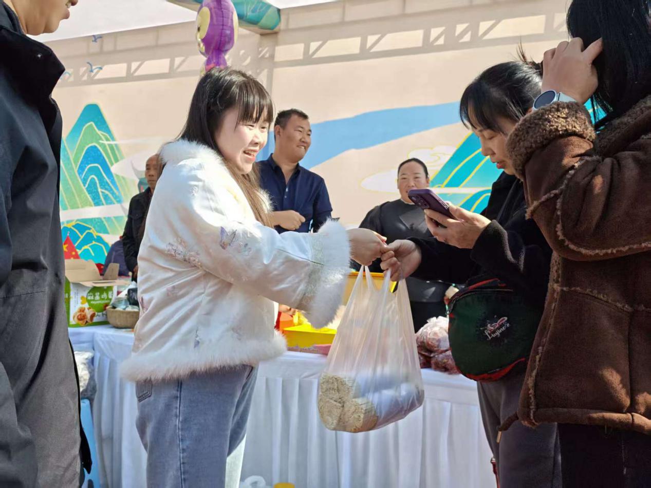 tmp_25adda59f43594972a21b21befb337a42b4e1db0a323c74c