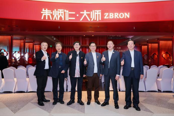 3 052A3733-opq4337073850