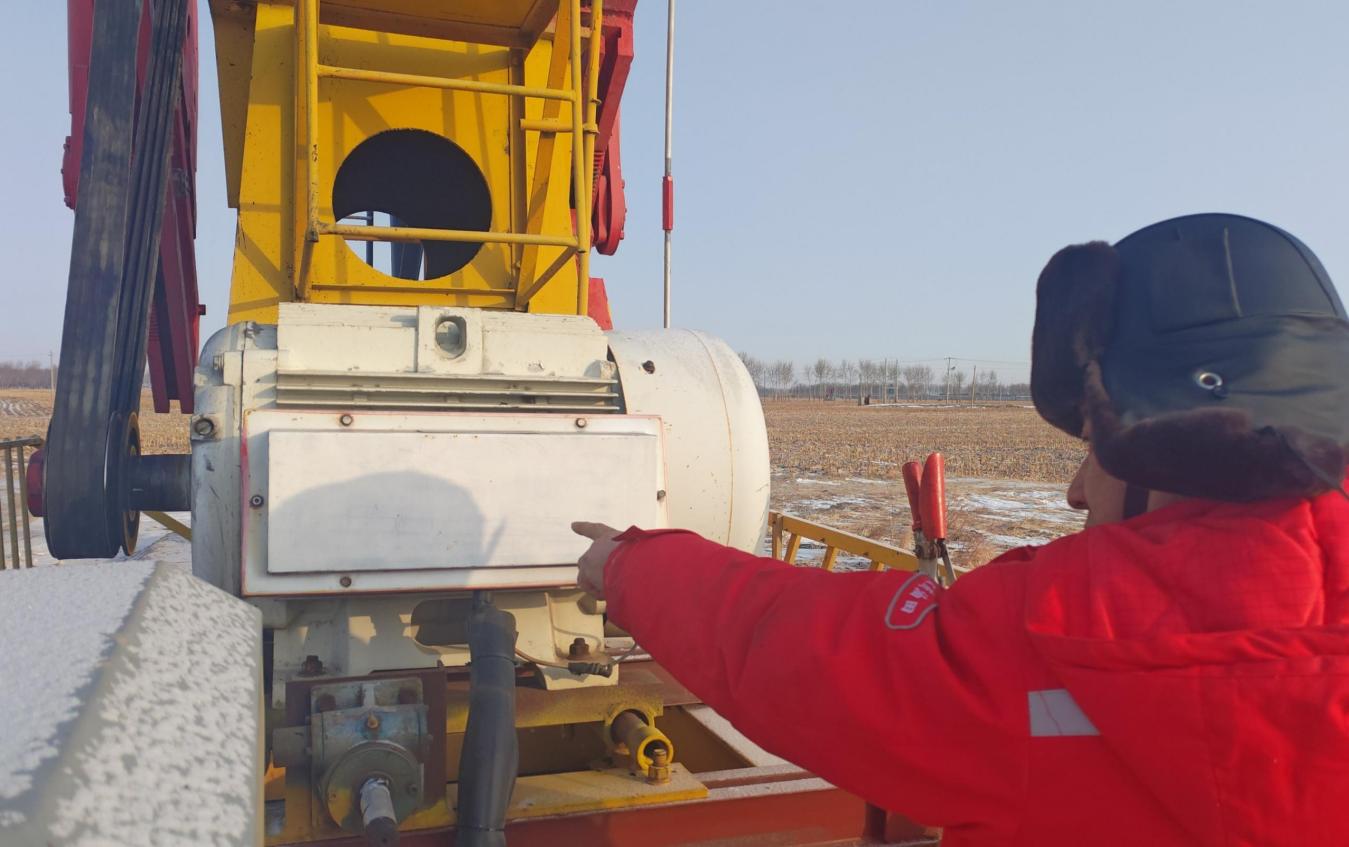 97663022de43c745e4a5f5631835cb84_compress(2)