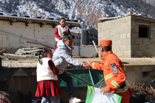 3 Ϊ����С����������������