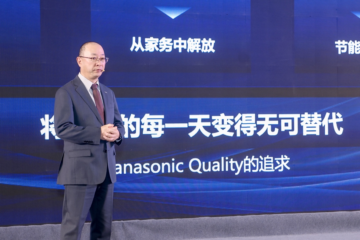 蓝色西装的人站在一起AI 生成的内容可能不正确。