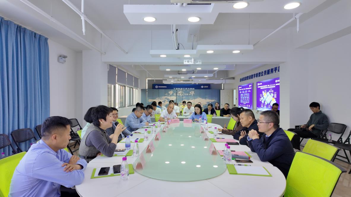 6c99352ffb1fed2601912dd92caf7bb1