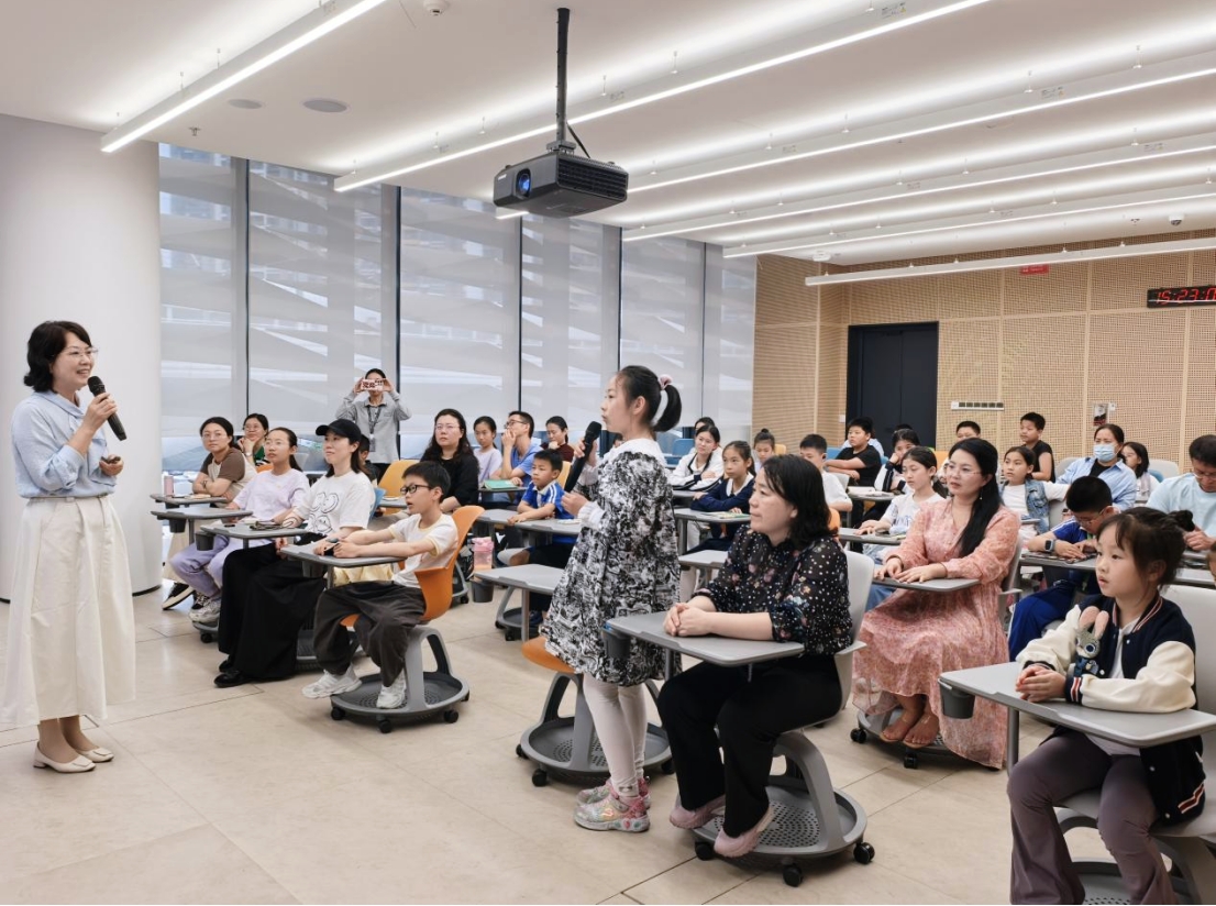 588b1ff963d92655b7d68503b43b22f9