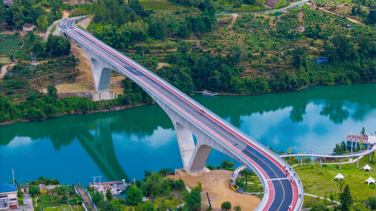 Ҷ��ɽ�ش���1