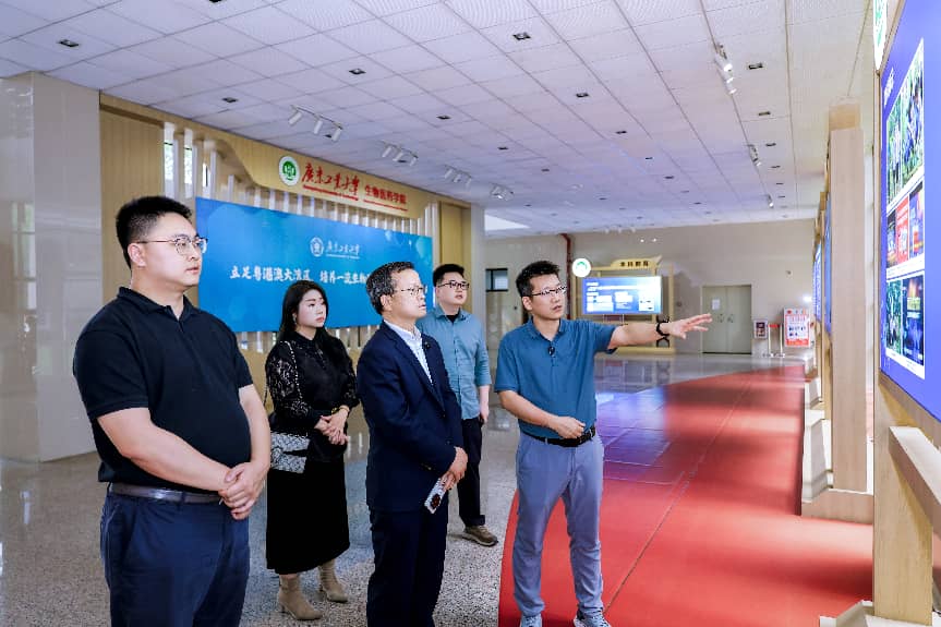 1c1b5c7c6dd01806d563ff5688887e12