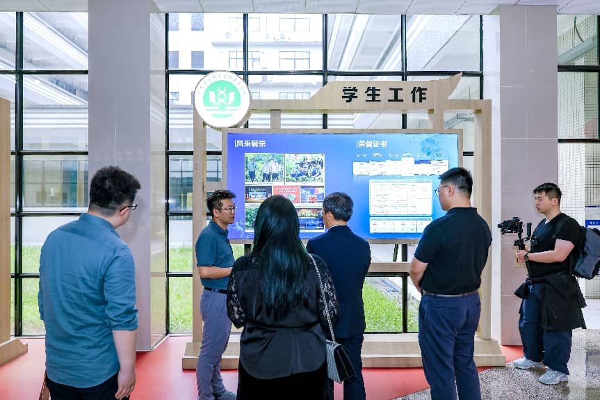 6dcee680d8386759f450002ed57cd3b7