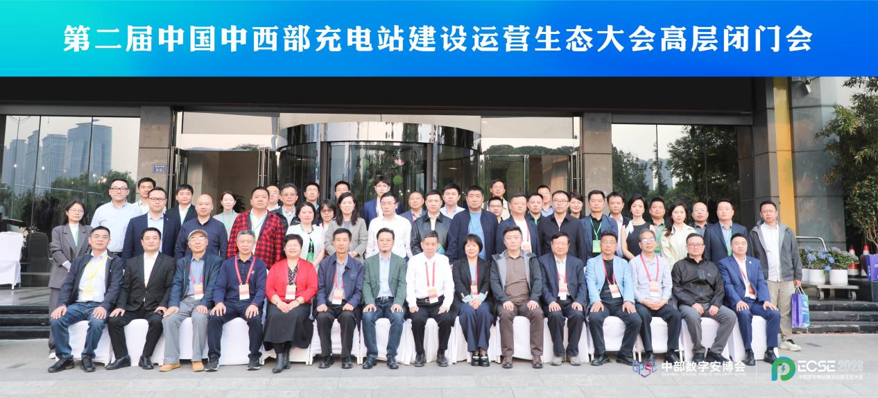 5bb98d5ab3451651fadc0e0c276915ea