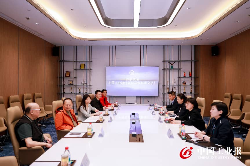 7faa76e898d3fcaed799257f5a4bb06b