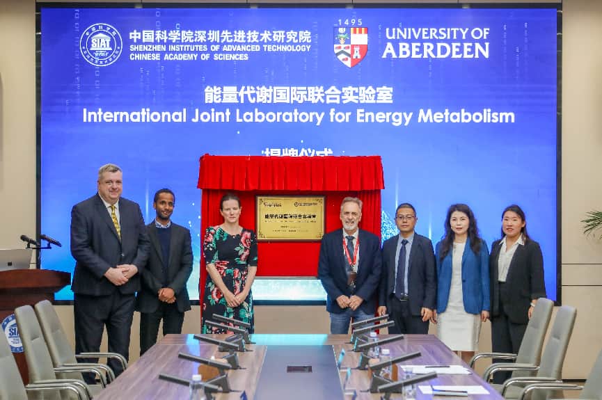 532268d1231e74c0c8195f701f218b49