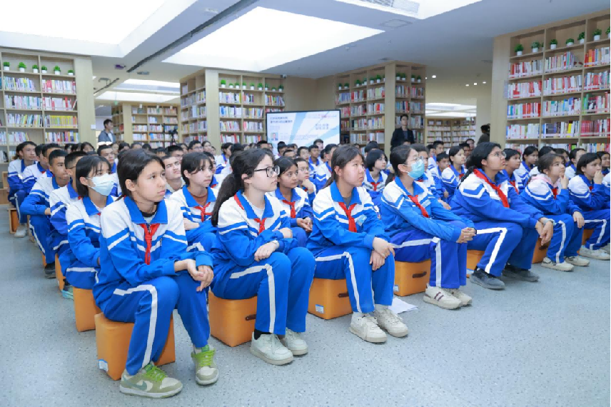 （0422）文化润疆•深喀共读-力铭老师诗歌鉴赏活动总结通稿583