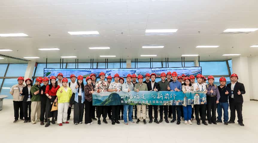 98d05f1ba93a81b5ab8602215e889fd3