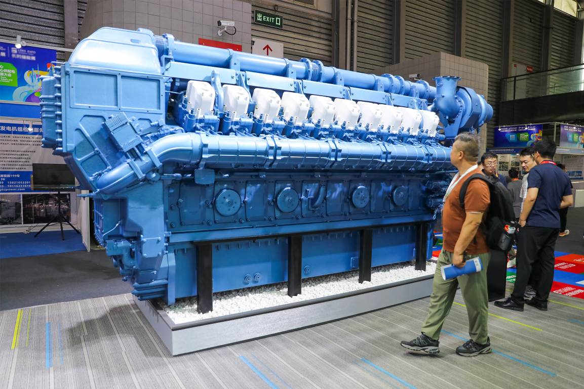 2.20M55陆用发电燃气发动机